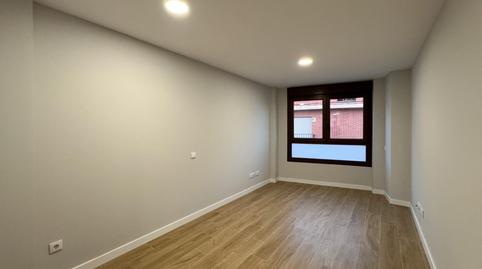 Foto 3 de Apartament de lloguer a Calle Fereluz, Valdeacederas, Madrid