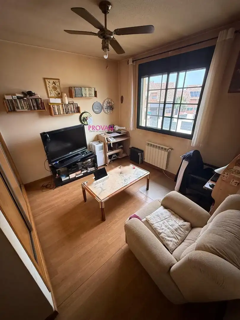 Living room of Detached homes for sale in Loeches  with Heating, Private garden and Storage room