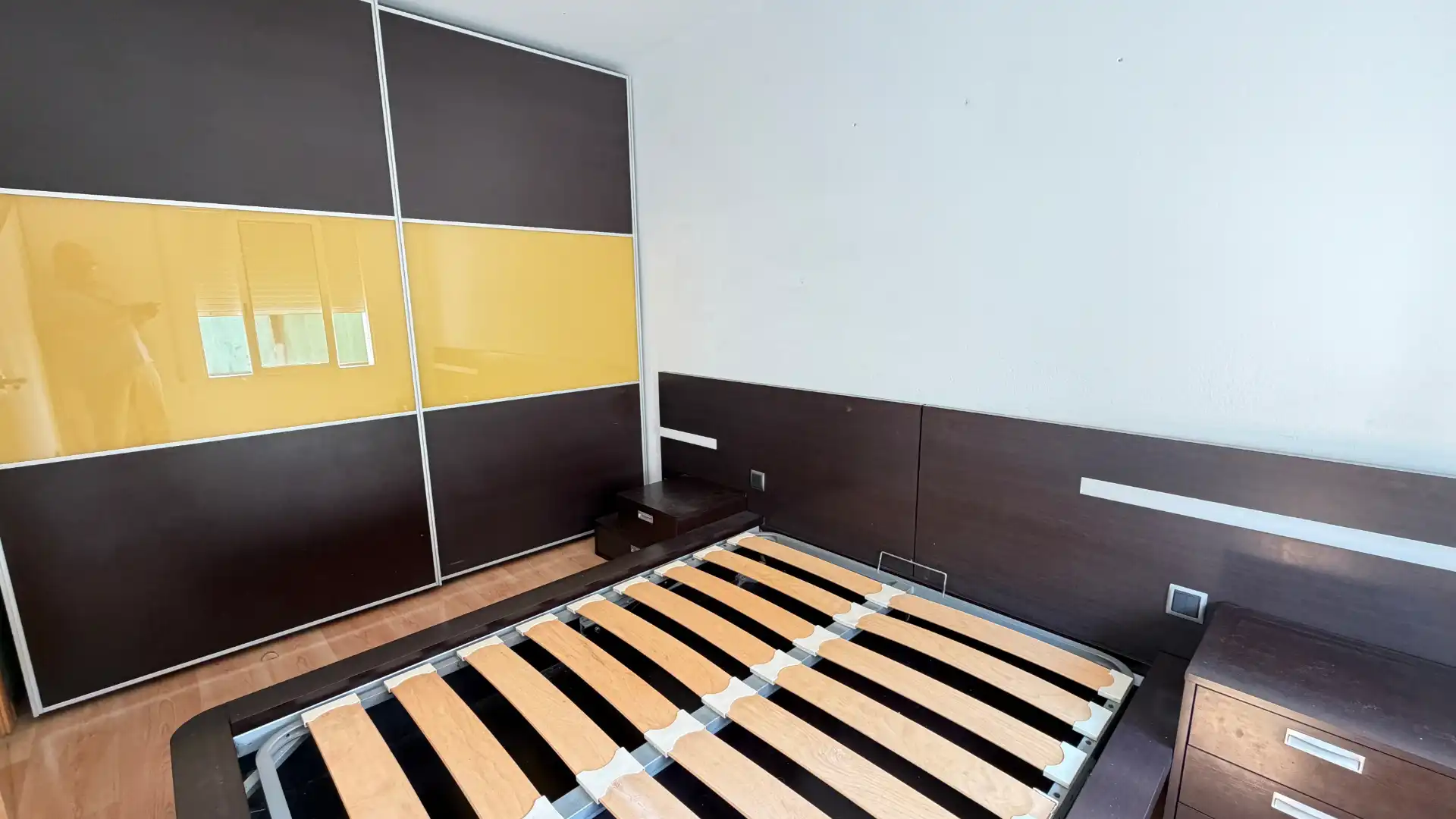 Schlafzimmer von Wohnung zum Verkauf in Barcelona mit Klimaanlage und Heizung