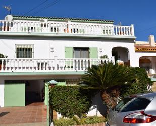 Exterior view of Single-family semi-detached for sale in Sotogrande  with Air Conditioner, Heating and Private garden