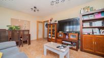 Sala d'estar de Casa o xalet en venda en Villamantilla amb Aire condicionat, Calefacció i Jardí privat