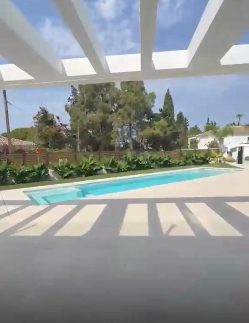 Piscina de Casa o chalet en venta en Mijas con Aire acondicionado, Calefacción y Jardín privado