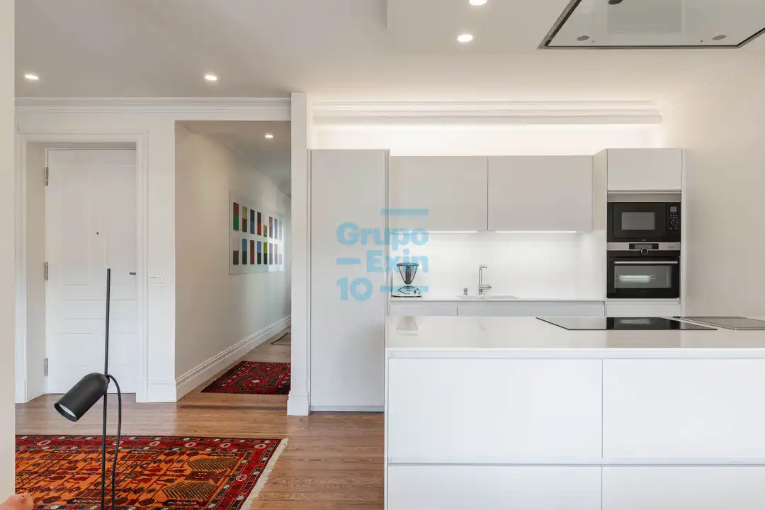 Cocina de Piso en venta en Donostia - San Sebastián  con Aire acondicionado, Calefacción y Balcón