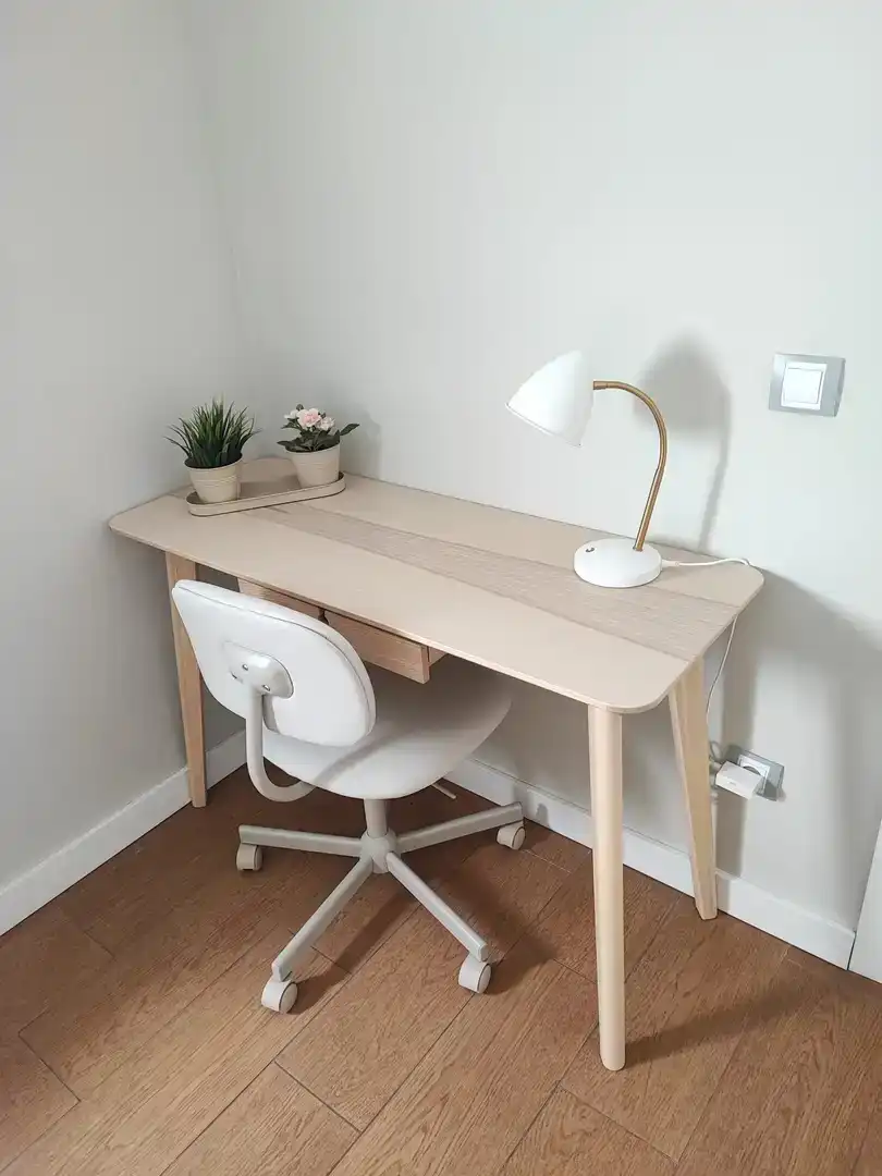 Flat for rent in  Sevilla Capital  with Air Conditioner and Terrace