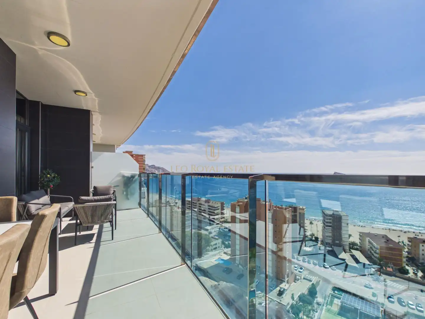 Apartamento con terraza en venta en Avenida VILLAJOYOSA LA