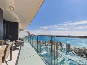 Appartement compact avec balcon à vendre à Avenida VILLAJOYOSA LA