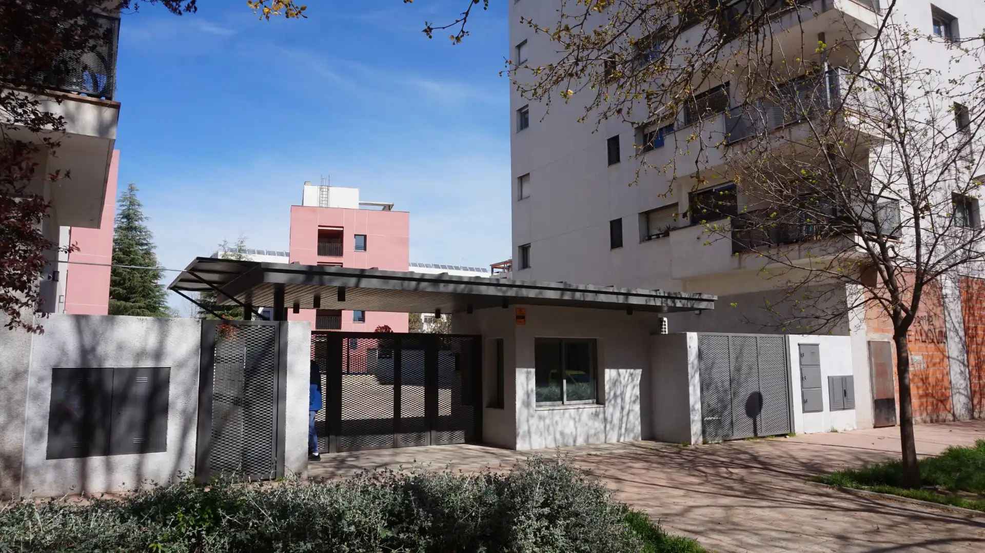 Vista exterior de Planta baja en venta en Torrejón de Ardoz con Aire acondicionado y Amueblado