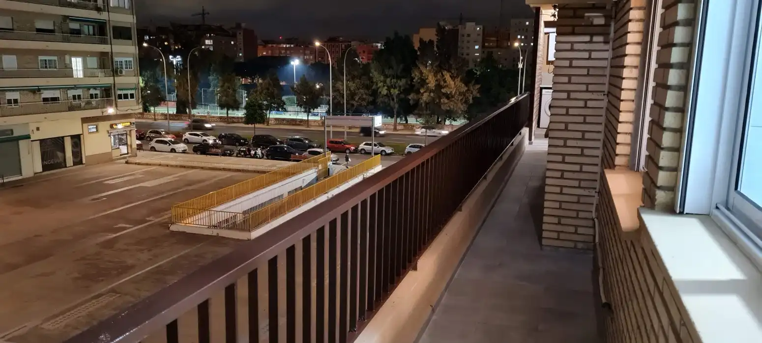 Terrassa de Pis de lloguer en Valencia amb Aire condicionat, Calefacció i Moblat