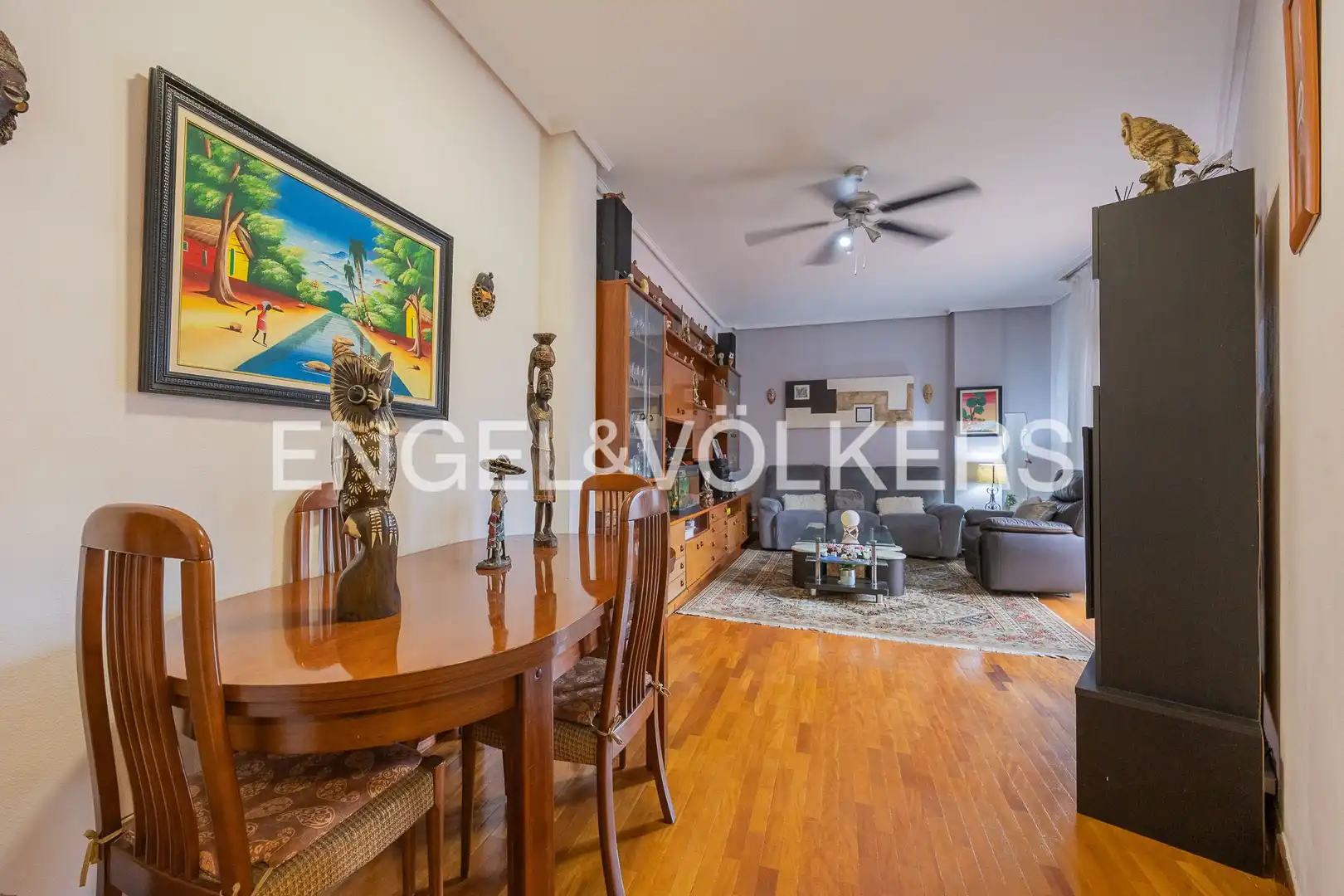 Comedor de Piso en venta en Bilbao  con Calefacción y Terraza
