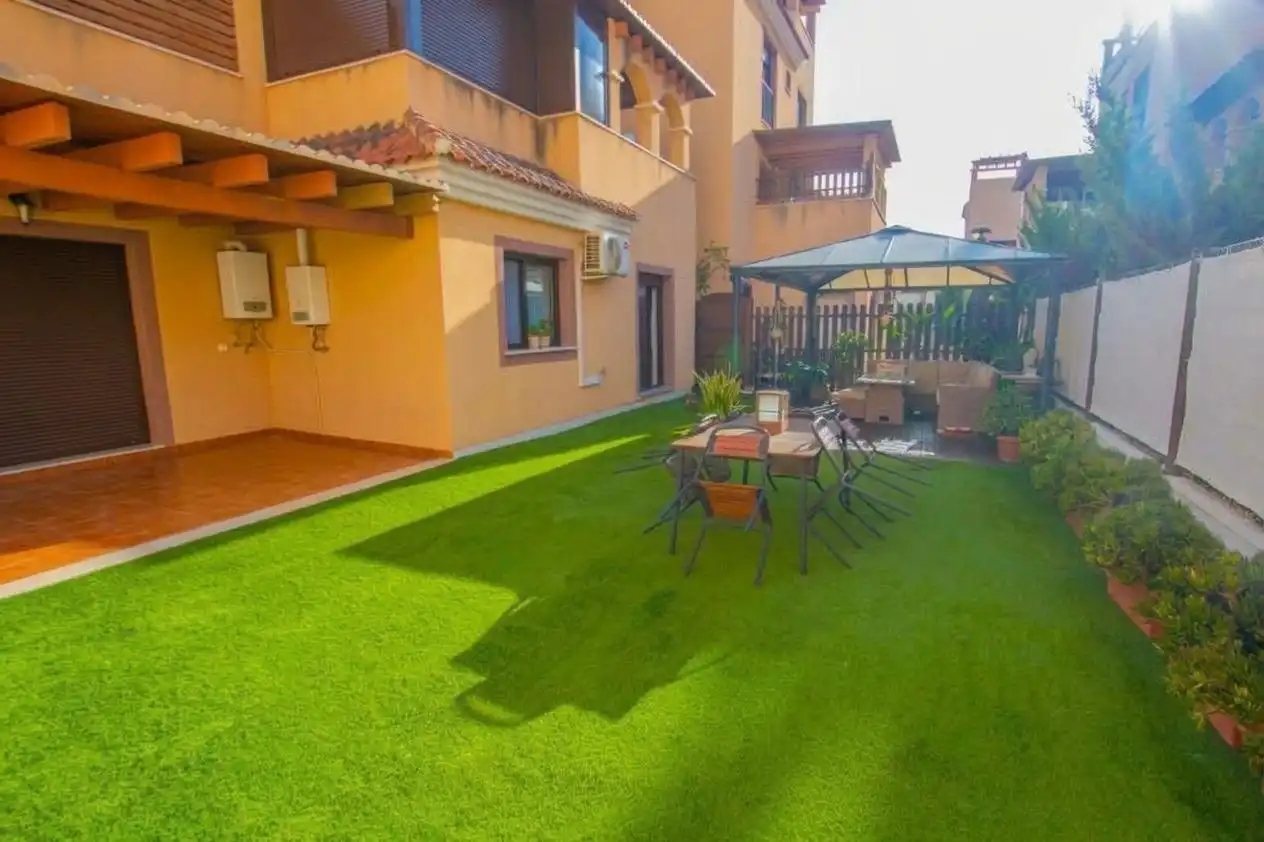 Terrasse von Erdgeschoss zum Verkauf in Los Collados - Los Geraneos