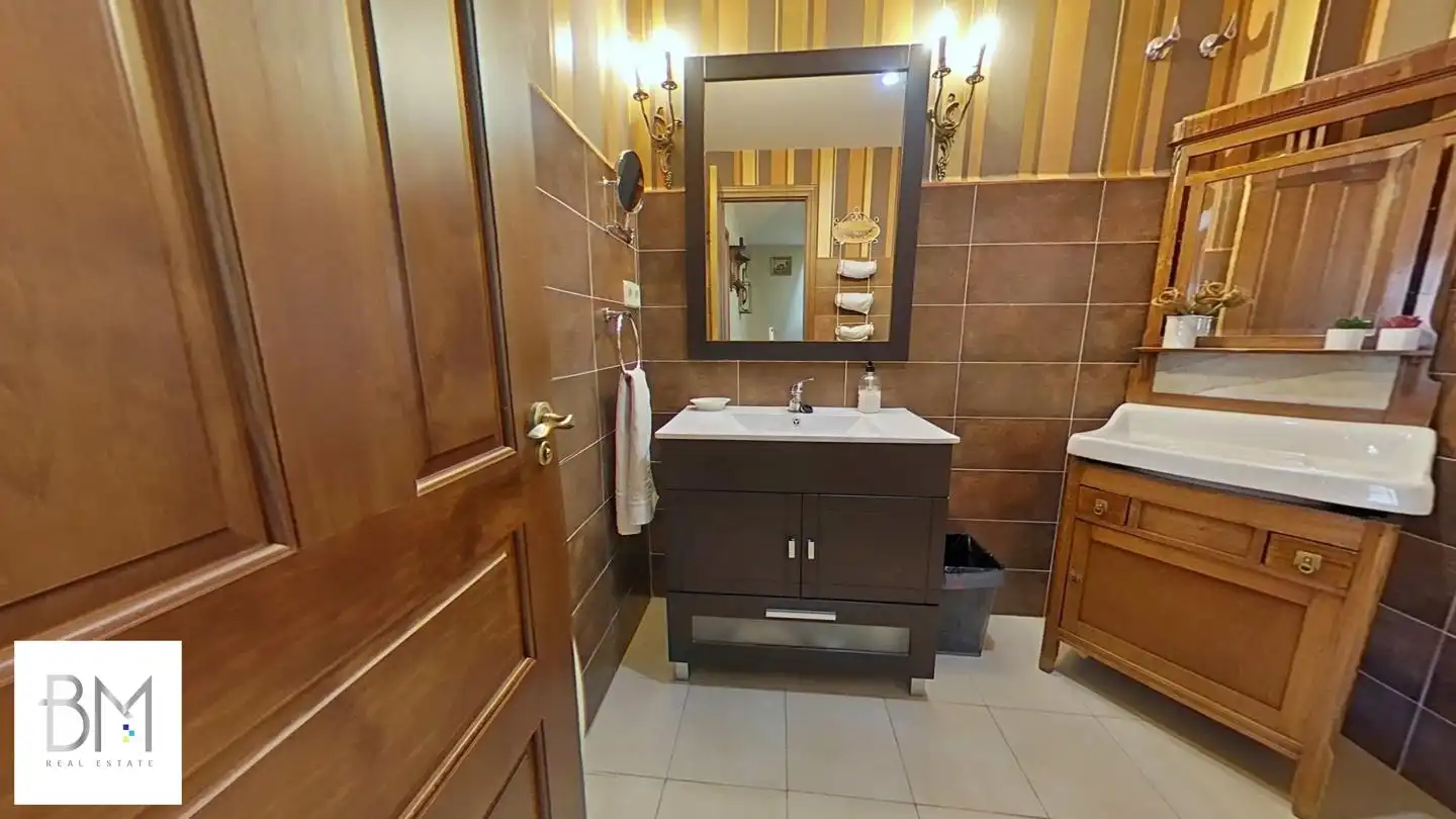 Bany de Casa o xalet en venda en Mombeltrán, Ávila