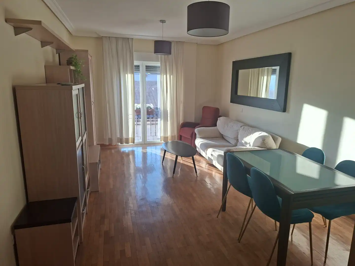 Living room of Flat for rent in Illescas  with Air Conditioner, Heating and Parquet flooring
