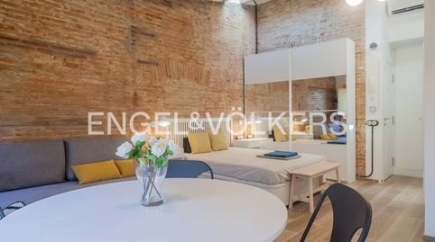 Foto 3 de Ático de alquiler en El Raval, Barcelona Capital