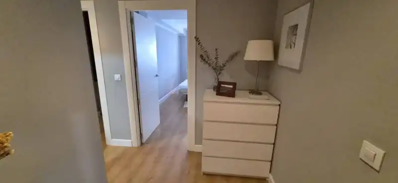 Habitación de Apartamento de alquiler en Plasencia con Aire acondicionado, Jardín privado y Balcón