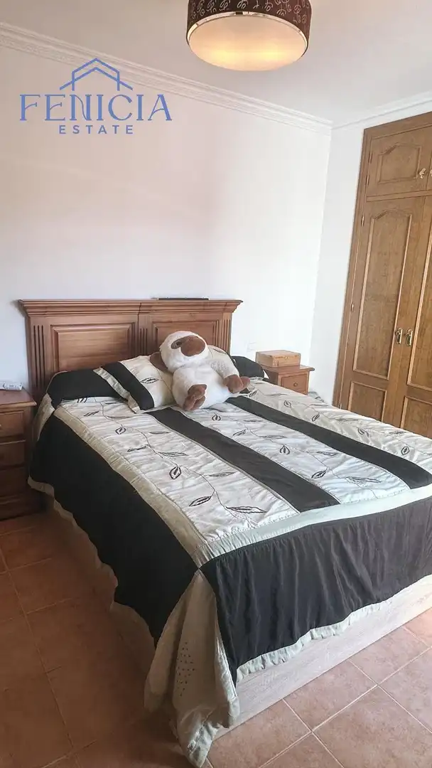 Habitación de Casa adosada en venta en Nerja con Jardín privado, Terraza y Piscina comunitaria