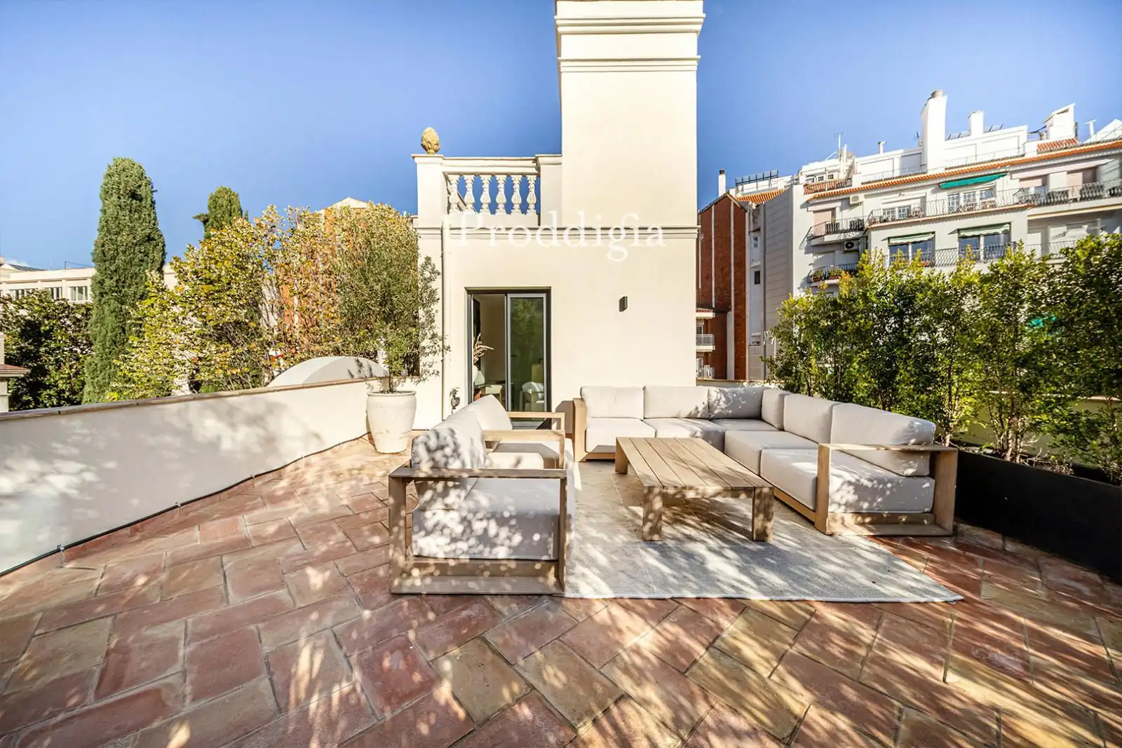 Terrassa de Casa o xalet en venda en Barcelona amb Aire condicionat, Calefacció i Jardí privat