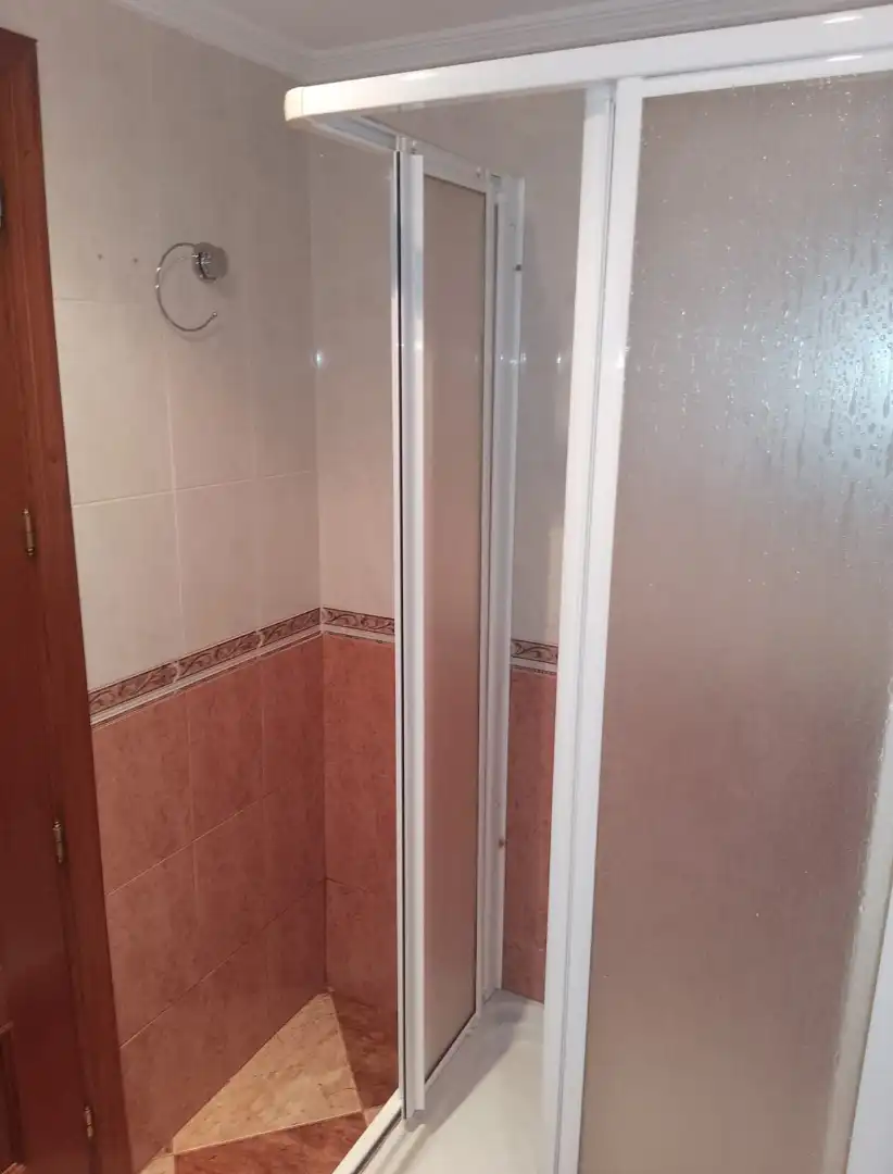 Bany de Pis en venda en Córdoba amb Aire condicionat, Terrassa i Moblat