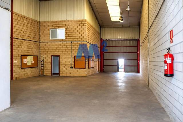 Nave industrial en Alquiler en Barrio de la Estación