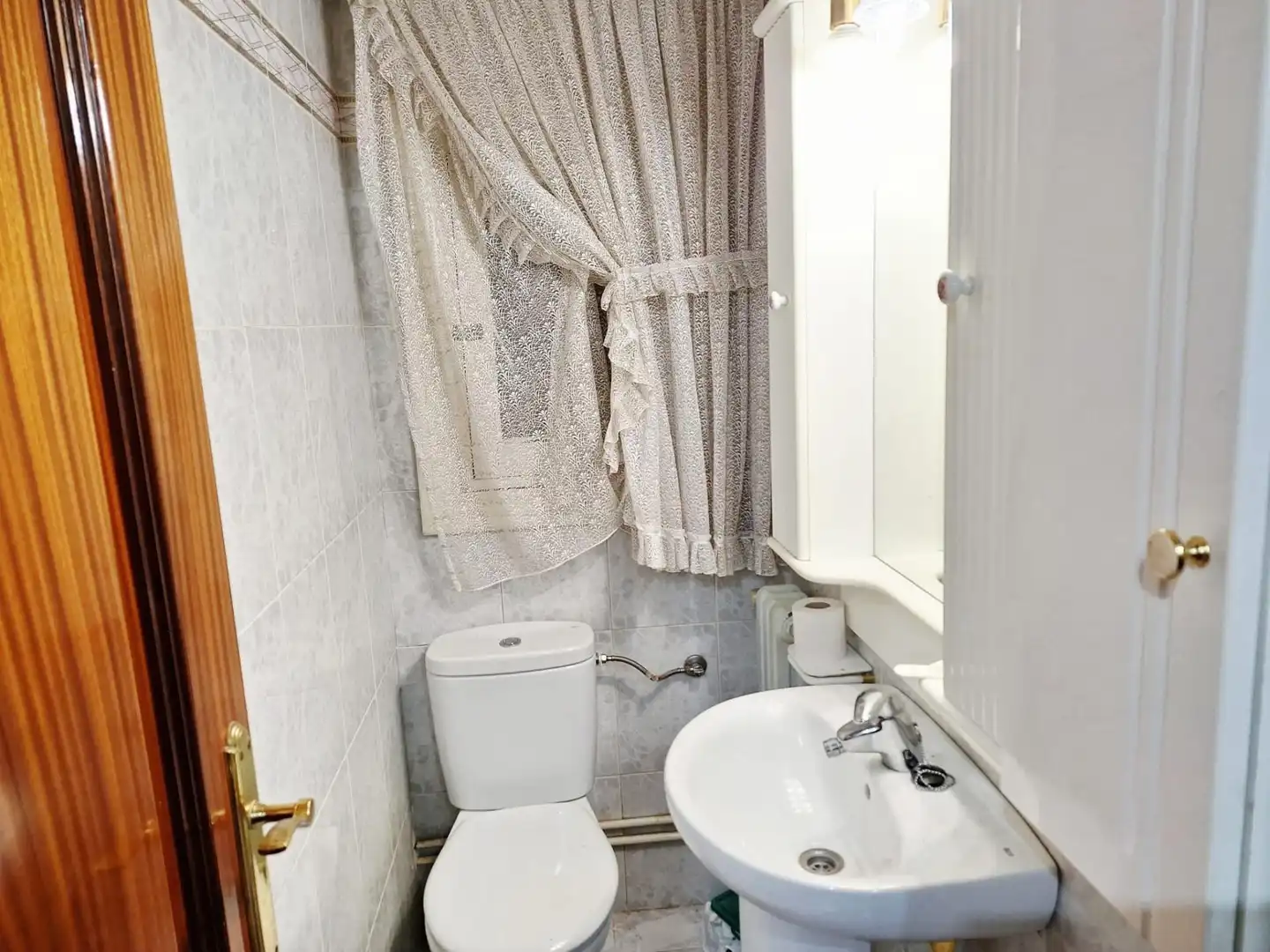 Bathroom of Flat for sale in Yecla  with Balcony