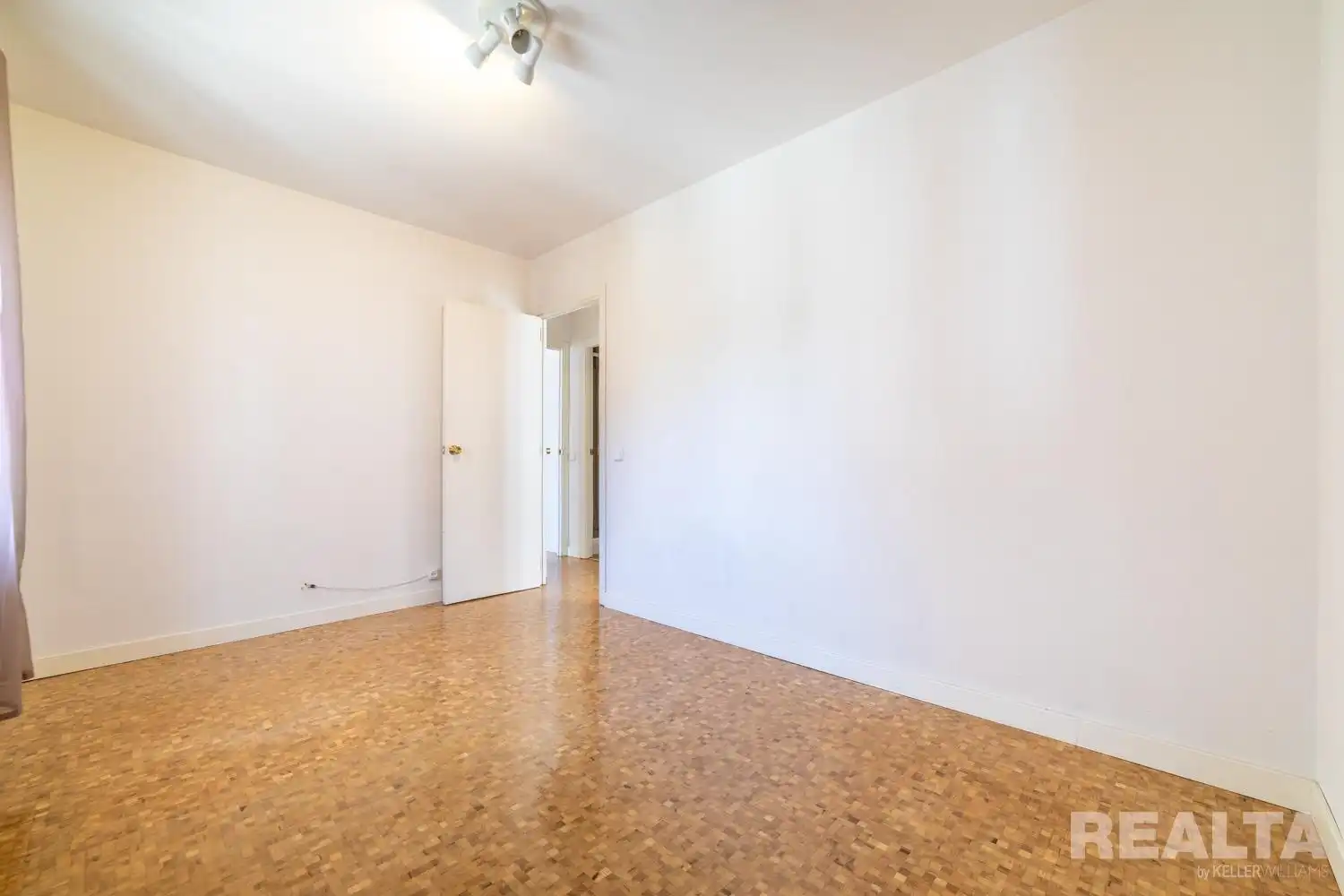 Schlafzimmer von Wohnungen zum Verkauf in Madrid mit Heizung und Parkett