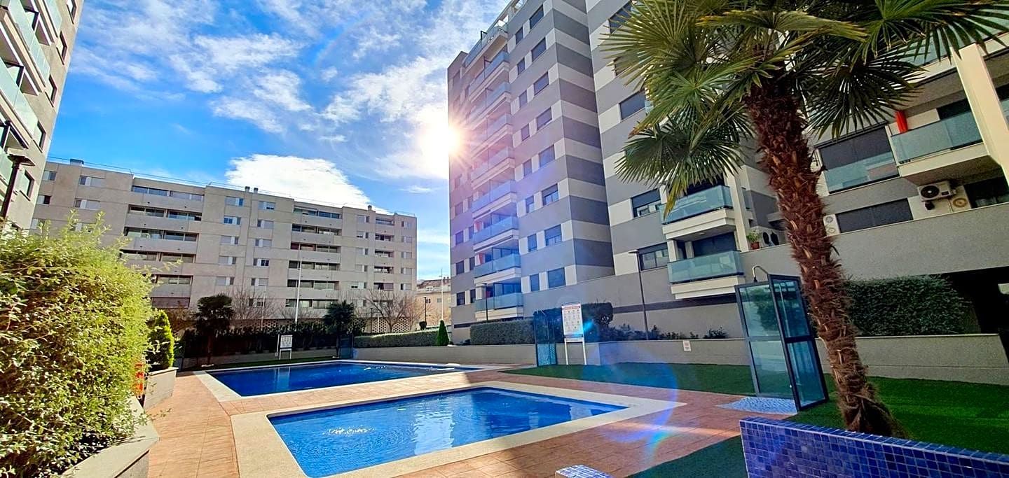 Piscina de Àtic de lloguer en Gandia amb Terrassa, Moblat i Piscina comunitària