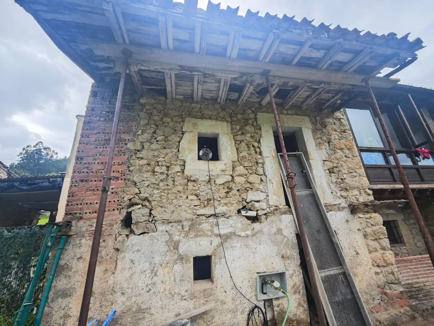 Vista exterior de Casa o chalet en venta en Ribadedeva