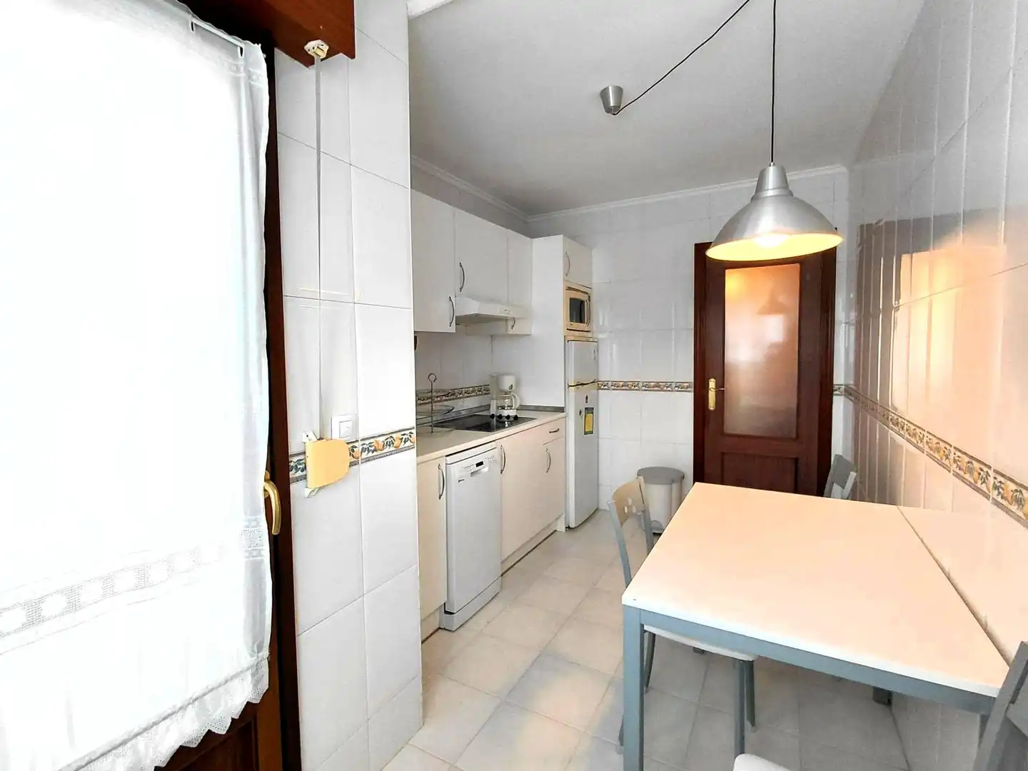 Küche von Wohnung zur Miete in Santa María de Cayón mit Heizung, Abstellraum und Möbliert