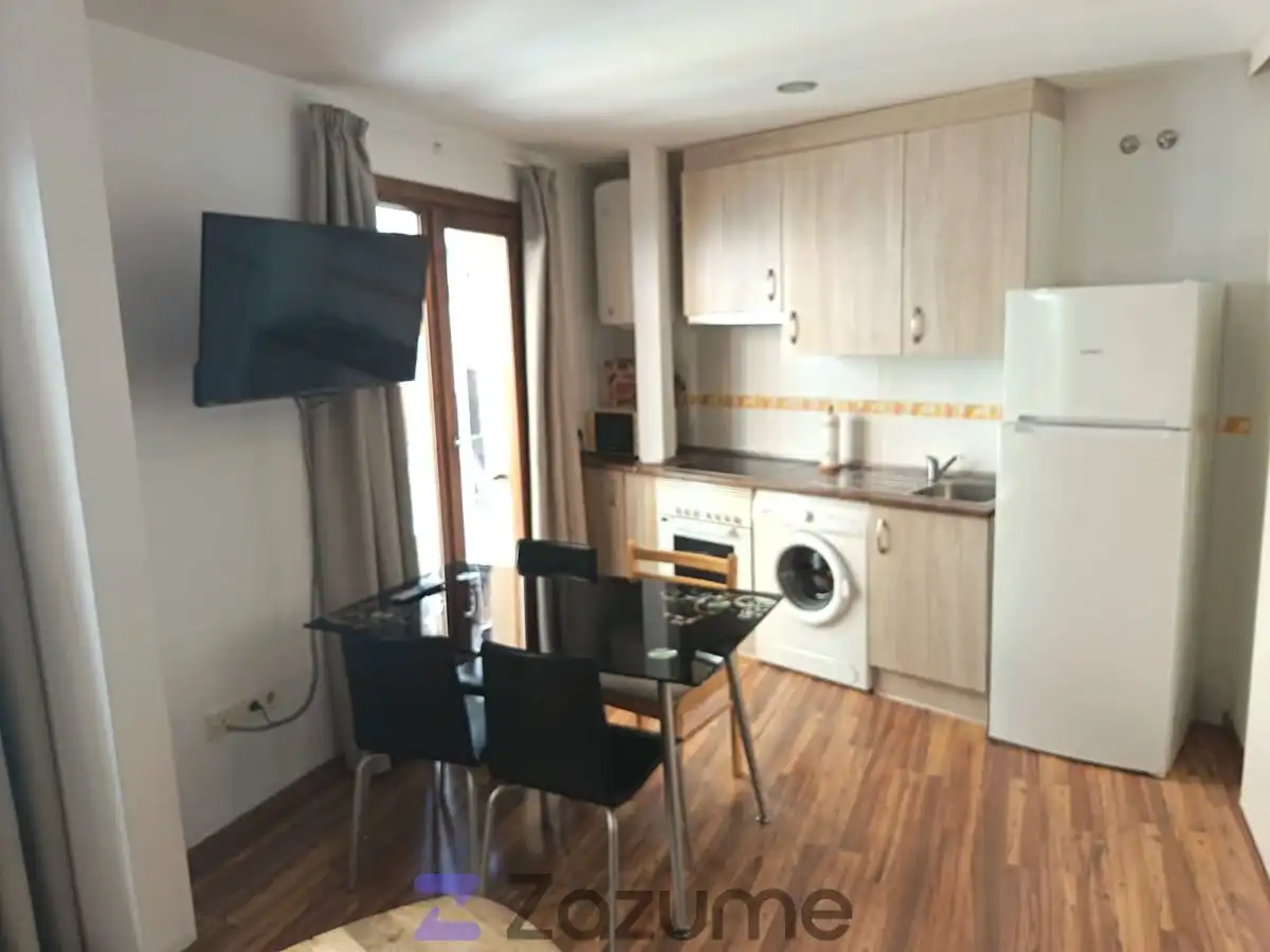 Kitchen of Flat for rent in Toledo  with Air Conditioner, Heating and Parquet flooring
