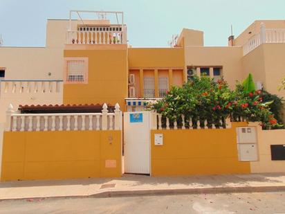 Exterior view of Single-family semi-detached for sale in San Pedro del Pinatar  with Air Conditioner, Heating and Private garden