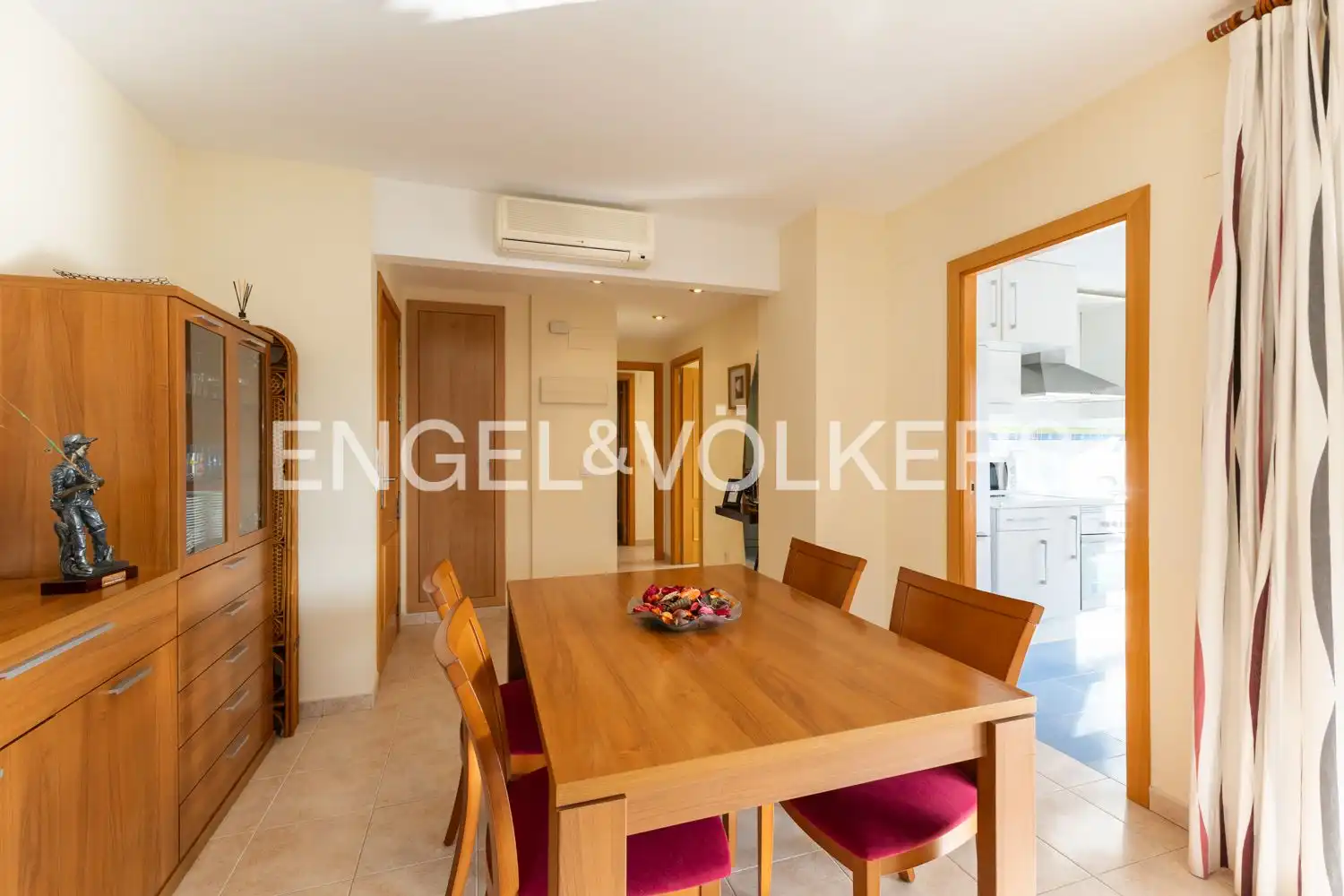 Esszimmer von Wohnung zum Verkauf in Oropesa del Mar / Orpesa mit Klimaanlage, Heizung und Privatgarten