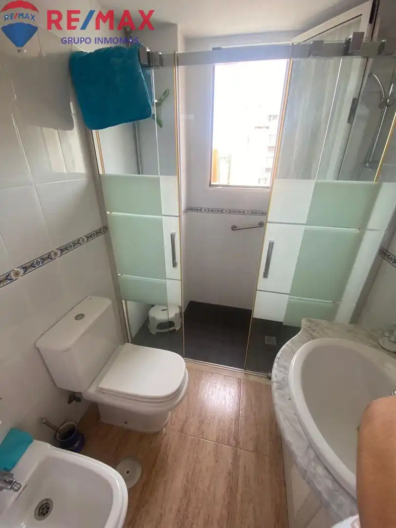 Bany de Pis de lloguer en Benidorm amb Piscina, Moblat i Balcó