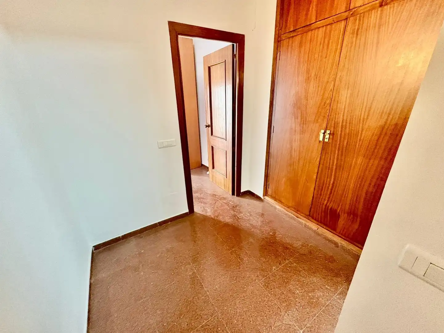 Flat for sale in San Mateo