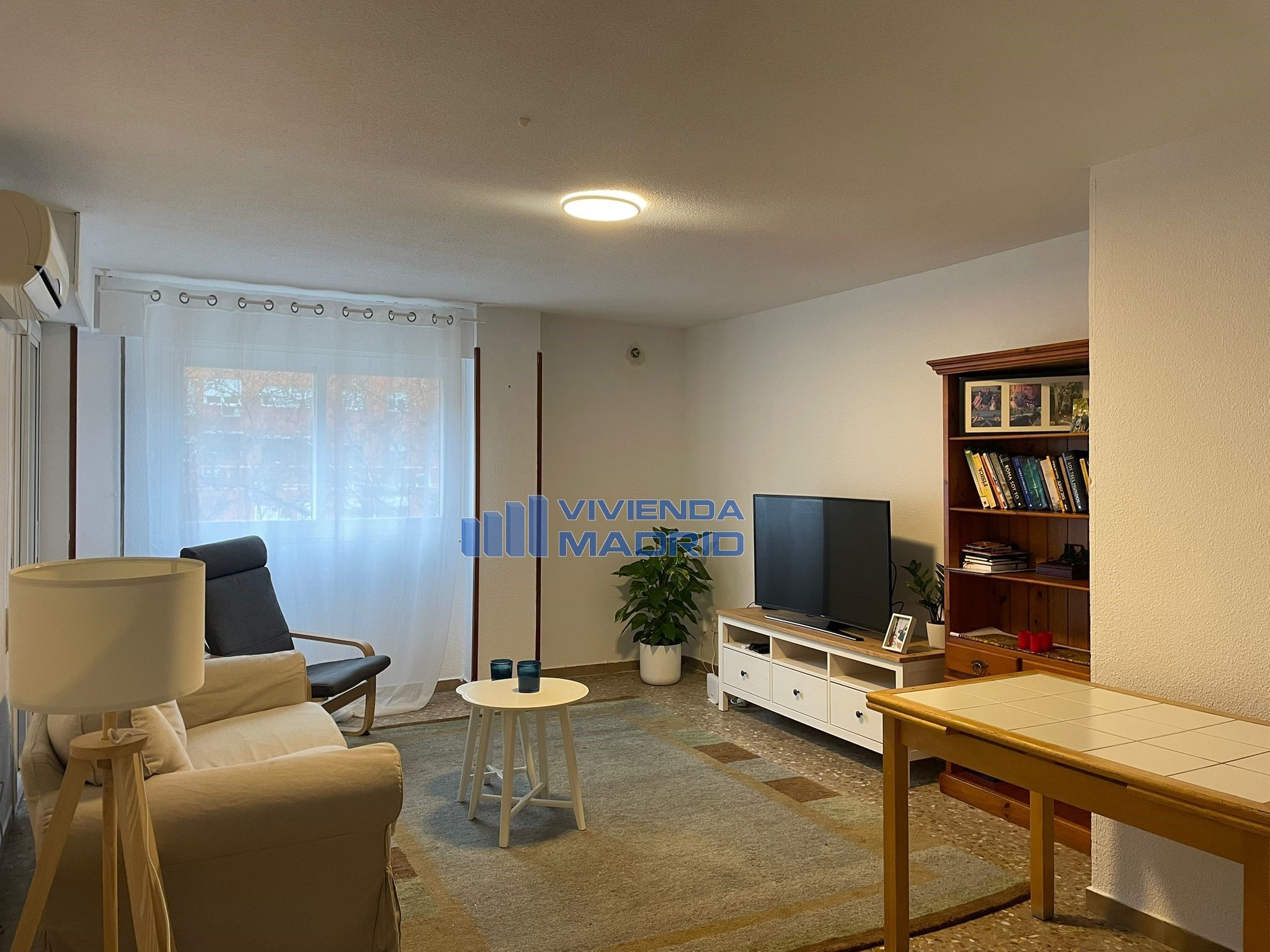 Living room of Flat for sale in  Madrid Capital  with Air Conditioner and Heating