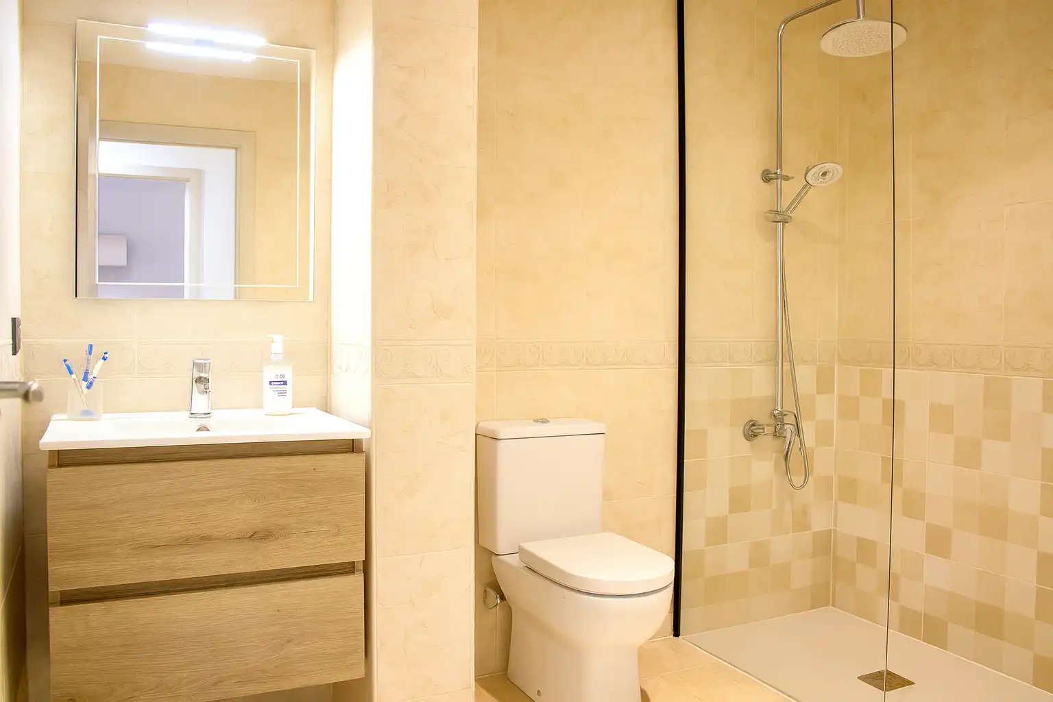Piso en venta en Narcís Macià i Domènech, Fenals