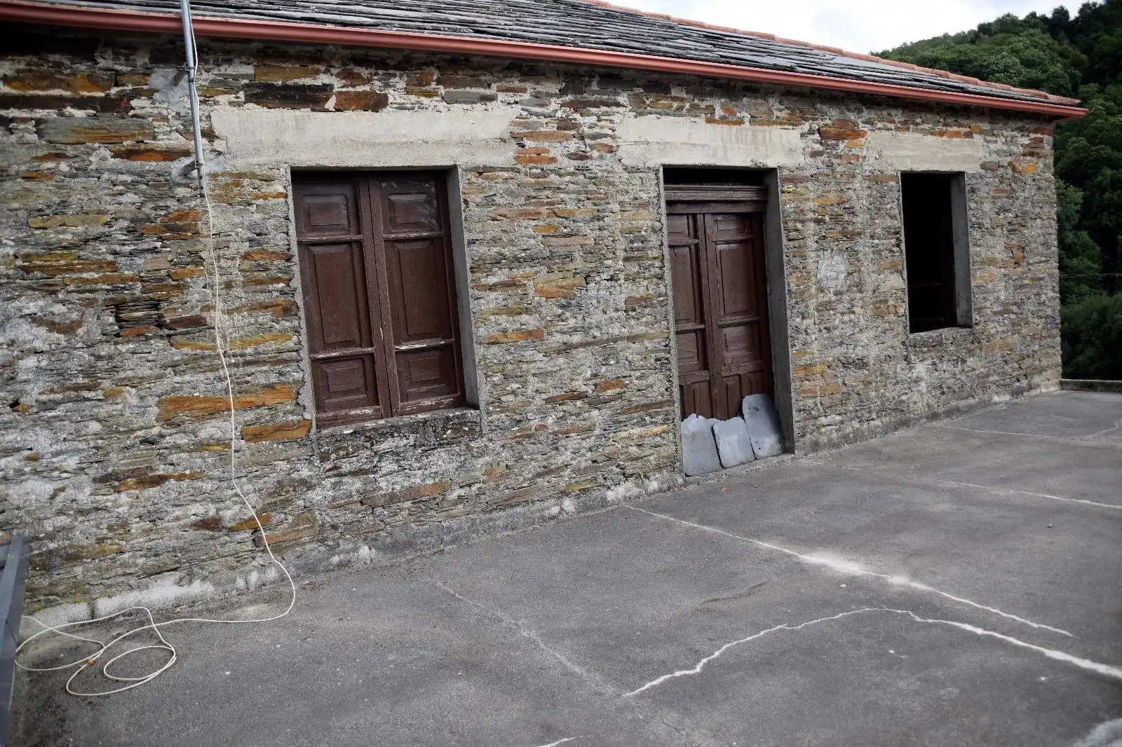 Exterior view of Houses for sale in O Incio 