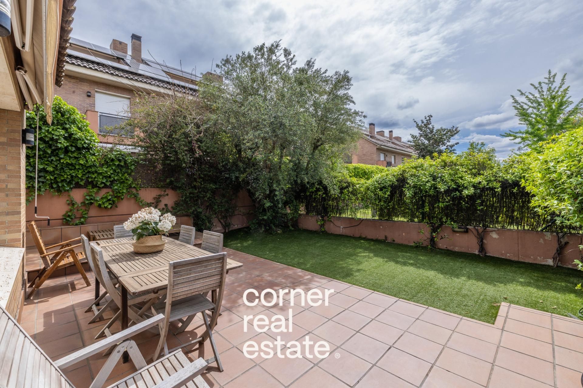 Garden of Single-family semi-detached for sale in Sant Cugat del Vallès  with Heating, Private garden and Parquet flooring