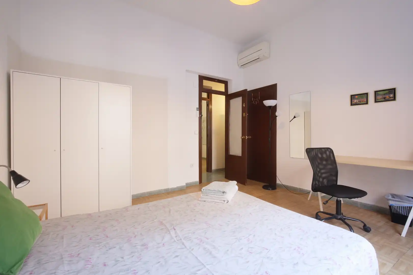 Habitación de Piso en venta en Madrid con Aire acondicionado, Calefacción y Balcón