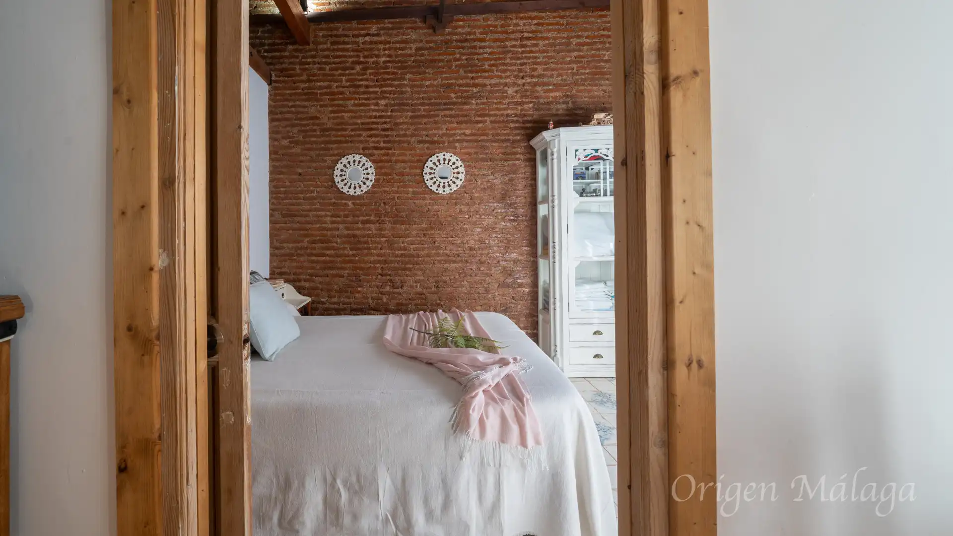 Habitación de Casa adosada en venta en Málaga con Aire acondicionado, Terraza y Trastero