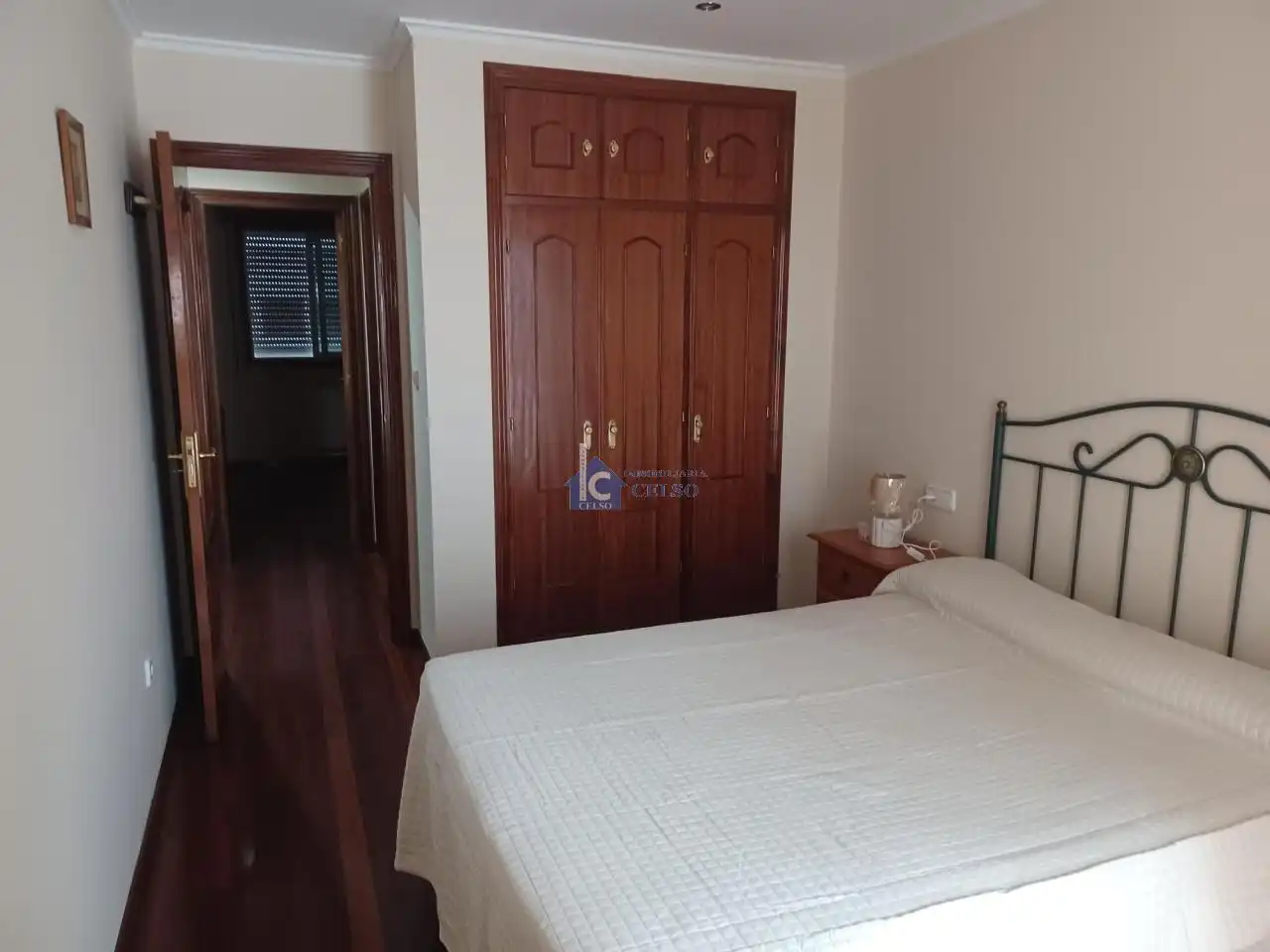 Habitación de Piso de alquiler en Ourense Capital  con Calefacción, Parquet y Trastero