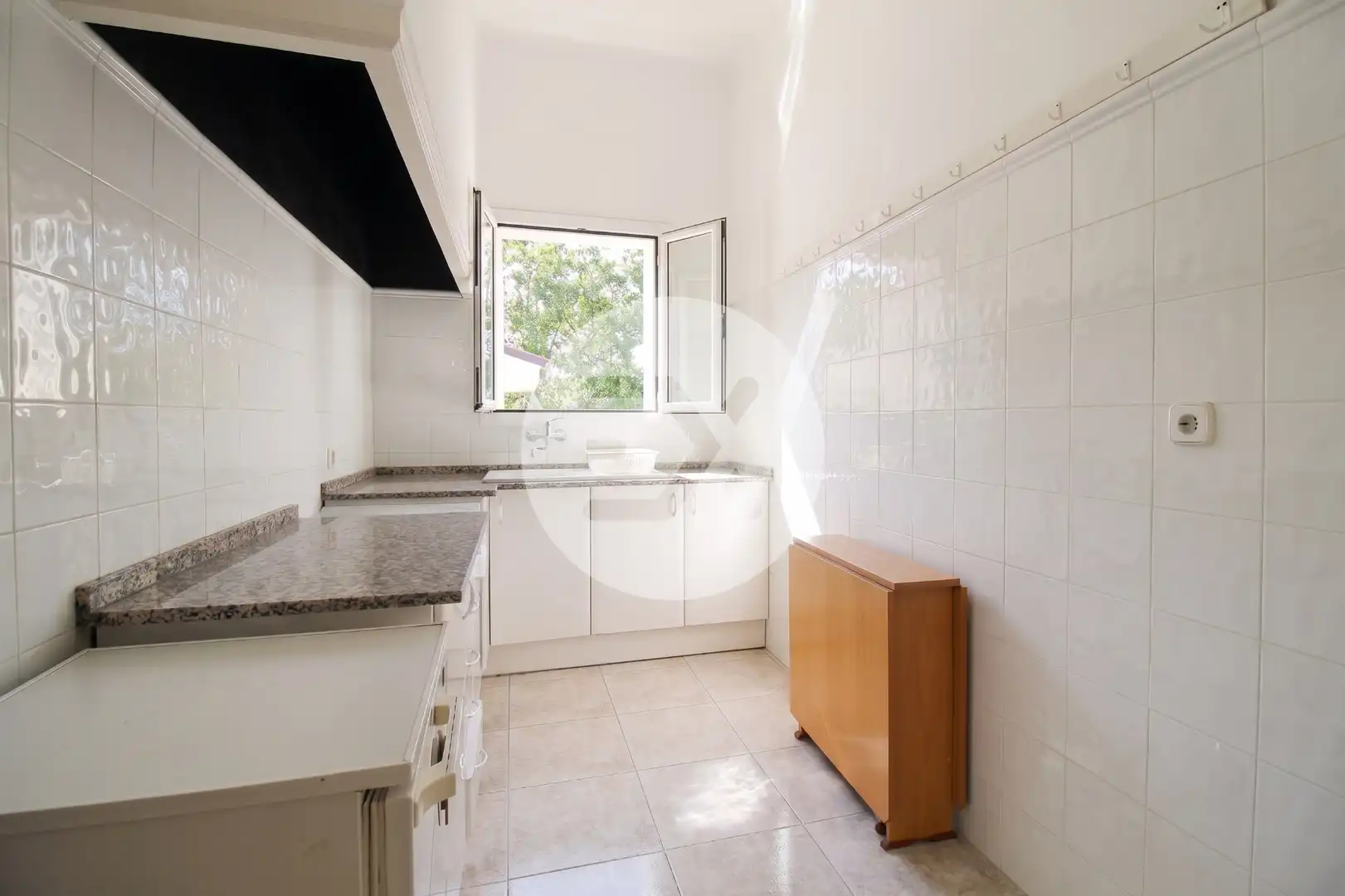 Cuina de Casa o xalet en venda en Castelldefels amb Jardí privat i Terrassa
