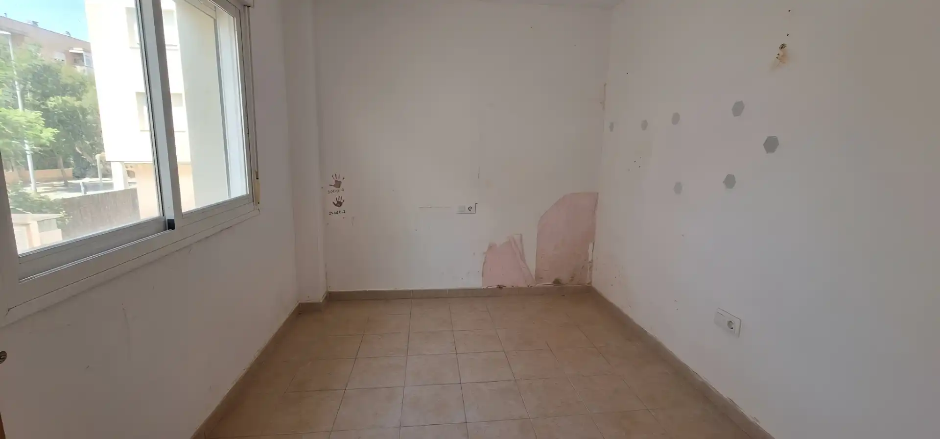 Maisonette zum Verkauf in La Línea de la Concepción mit Terrasse