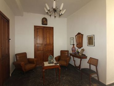 Casa amb balcó en venda a Carrer Beato Don Fernando