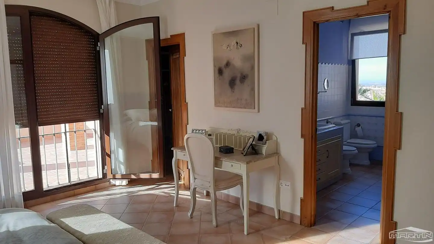 Habitación de Casa o chalet en venta en Lucena con Aire acondicionado, Terraza y Trastero