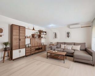 Living room of Flat for sale in Vallromanes  with Air Conditioner and Heating