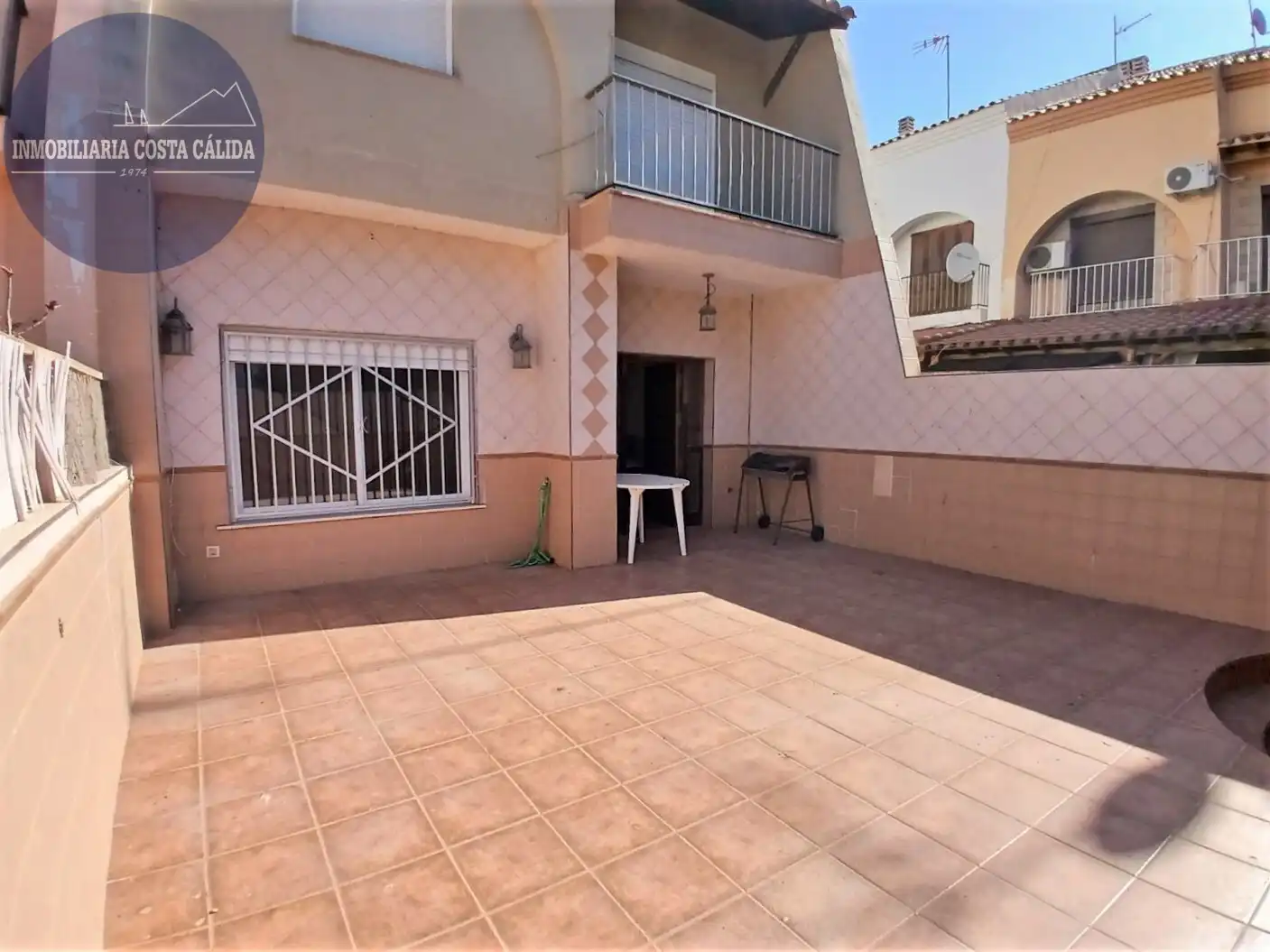 Vista exterior de Dúplex en venda en Águilas amb Terrassa i Balcó