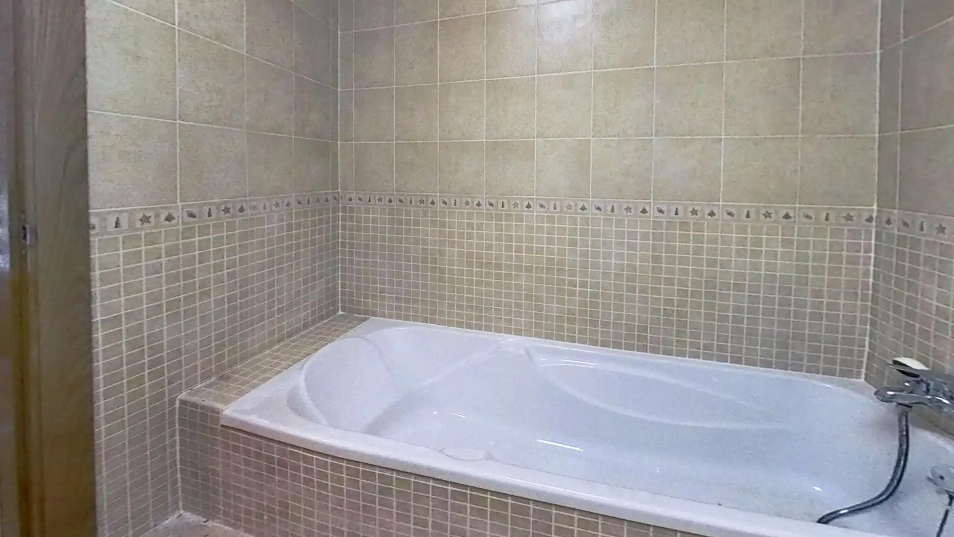 Baño de Piso en venta en Archena con Aire acondicionado, Calefacción y Terraza