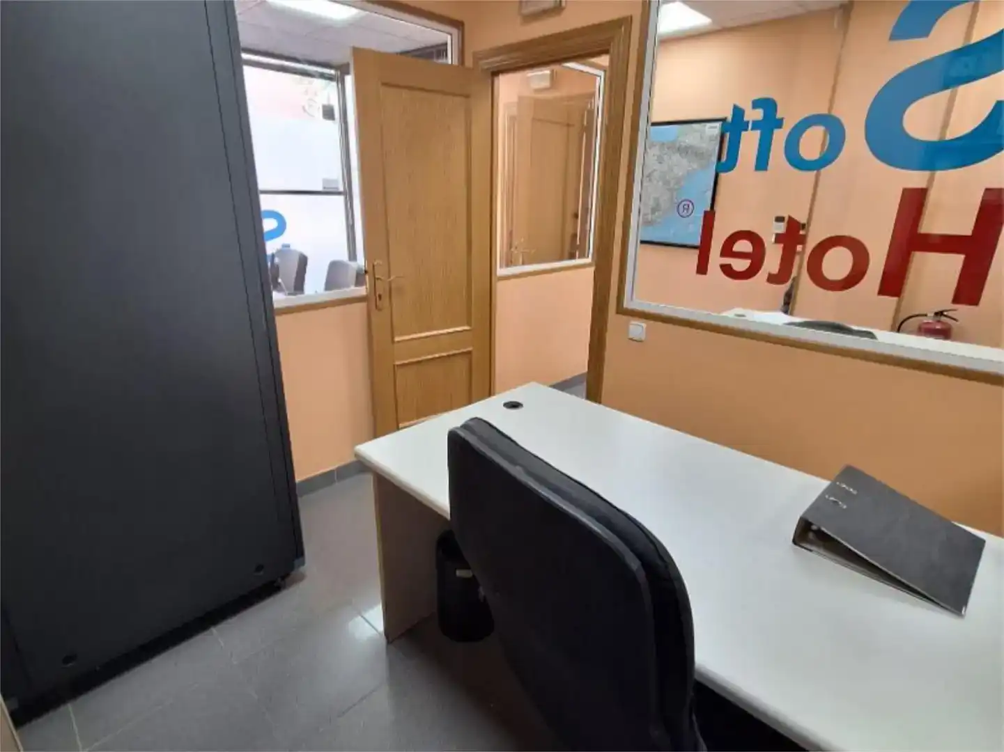 Local en venta en Zaragoza con Aire acondicionado y Amueblado