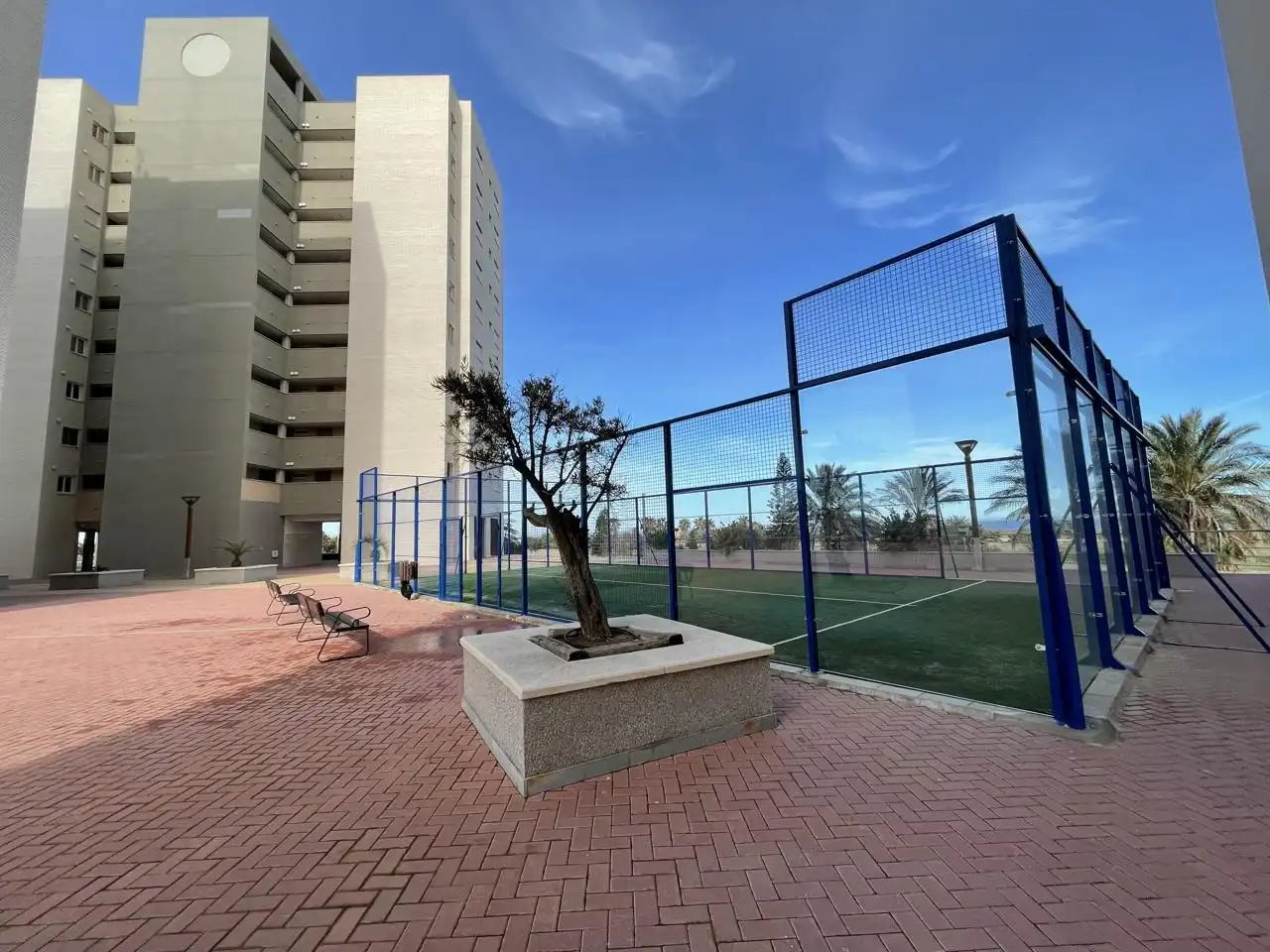 Terrassa de Apartament en venda en La Manga del Mar Menor amb Aire condicionat, Terrassa i Piscina