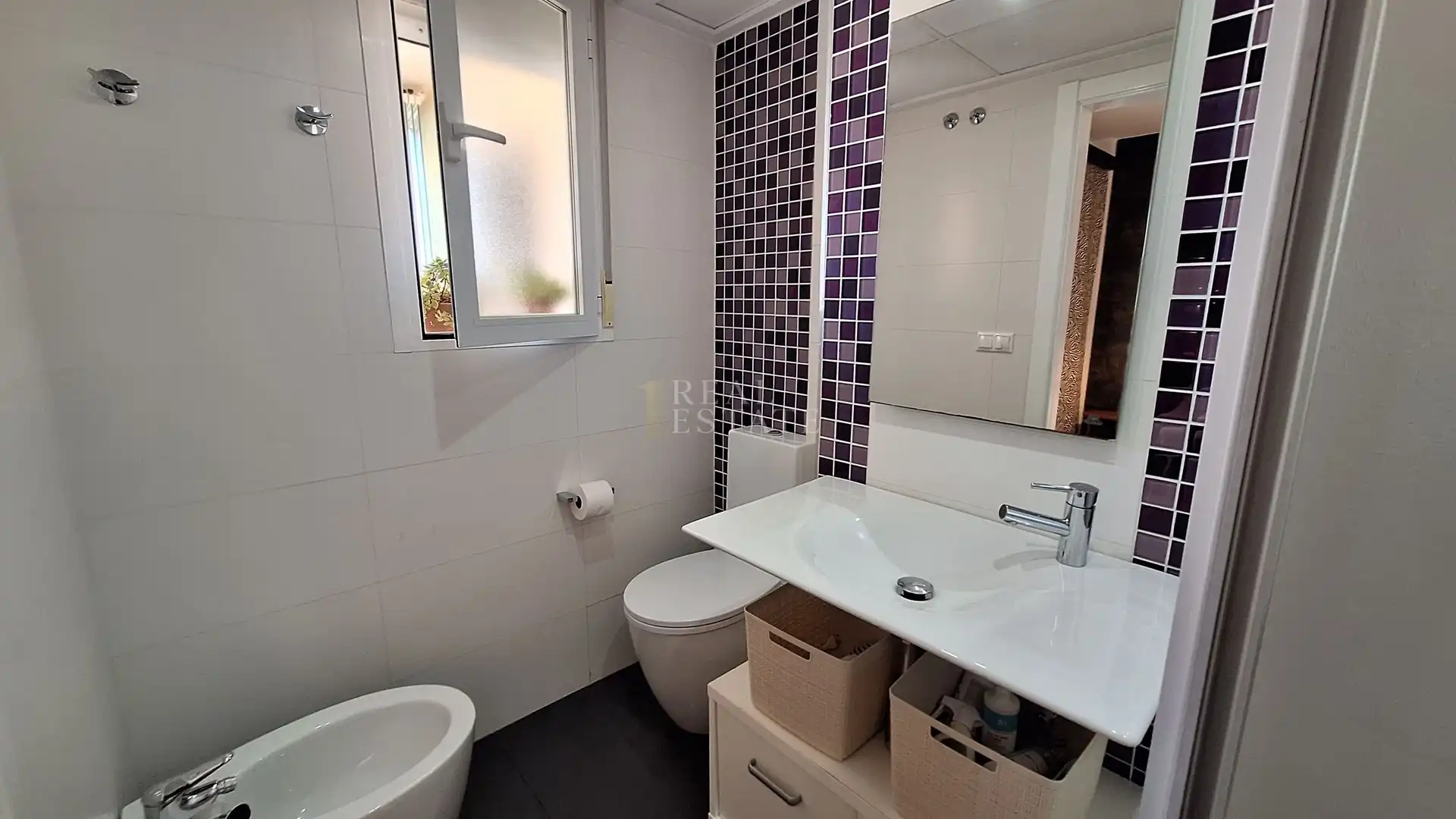 Baño de Piso en venta en Dénia con Aire acondicionado, Calefacción y Trastero