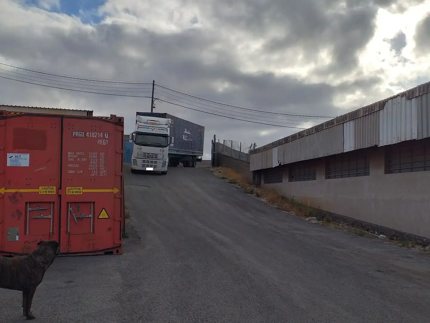 Parking of Industrial buildings for sale in Santa Cruz de Tenerife